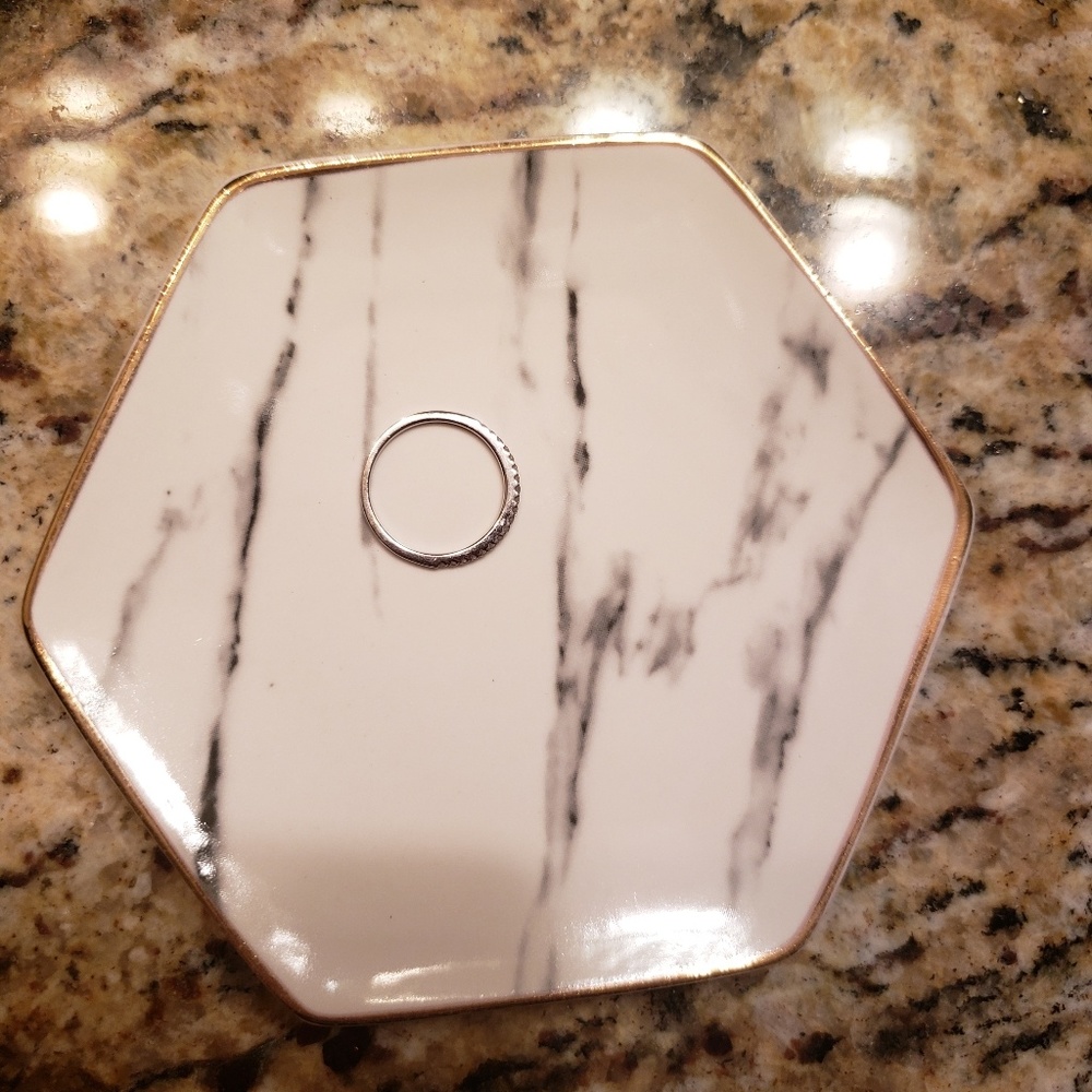 Pier 1 jewelry plate